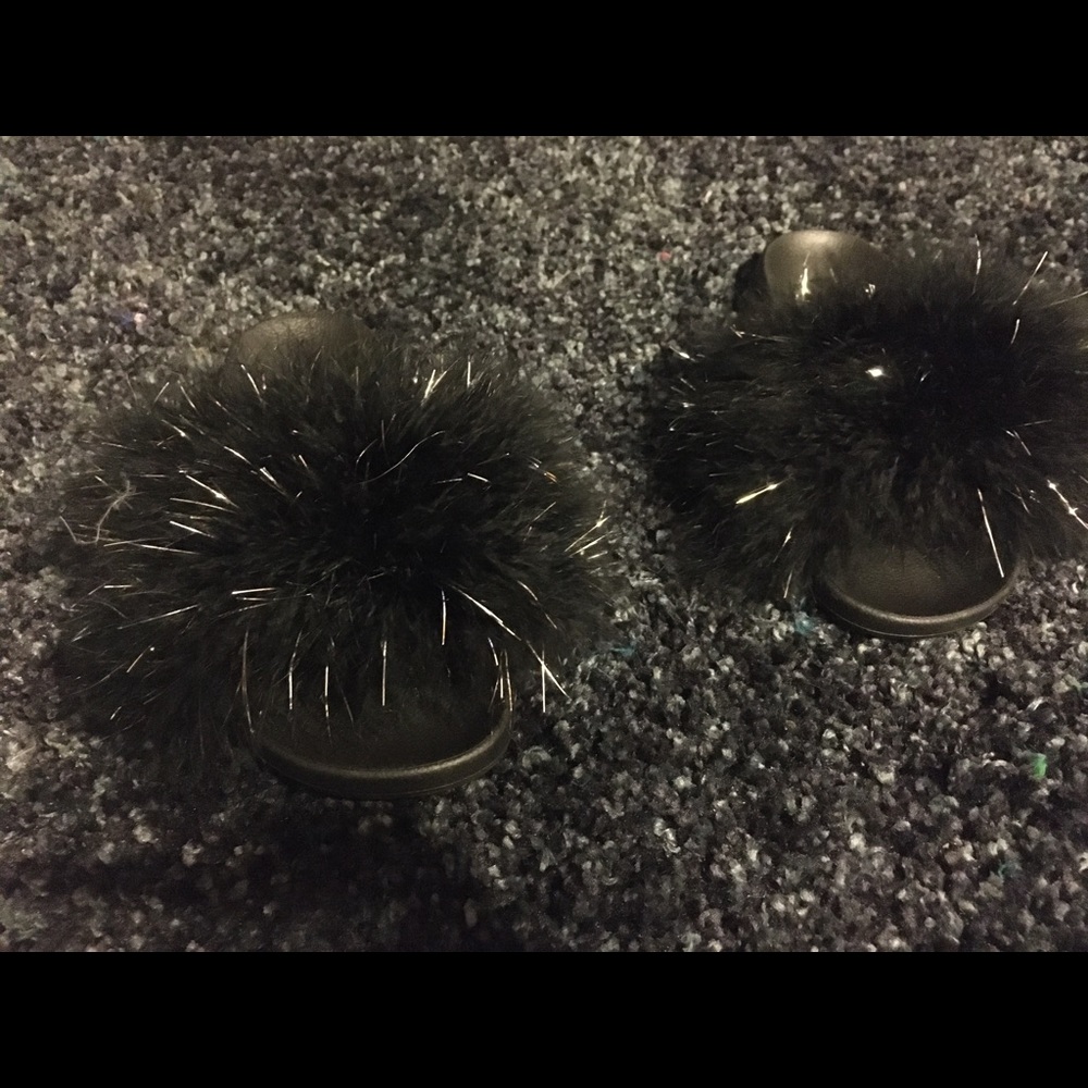 Rockstar Fur Slides 🎸🖤🤍